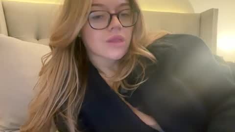 Snapshot of broke4blake chatting on 11-08-25, 07:45 Broke 4 Blake online show from 11-08-25, 07:45