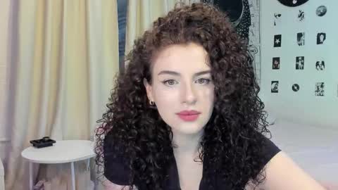 Snapshot of brookchills chatting on 11-20-25, 06:46 Brook Help me collect 100 reactions online show from 11-20-25, 06:46