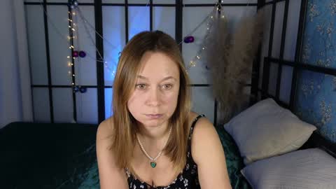 Brooke online show from 01-05-25, 01:04