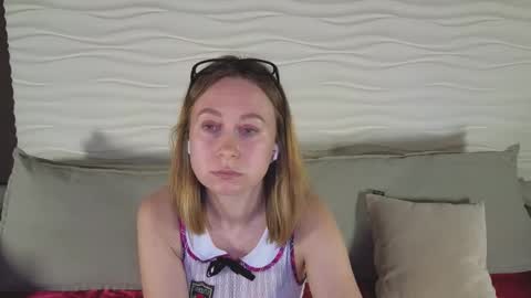 Brooke online show from 03-03-25, 12:04