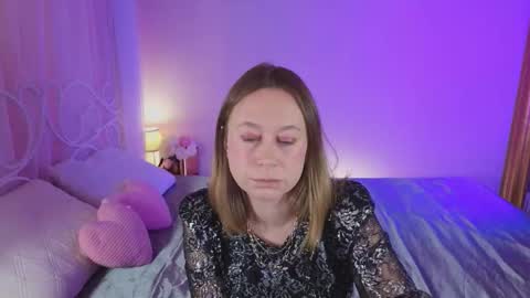 Snapshot of brooke_evans_ chatting on 10-01-25, 08:59 Brooke online show from 10-01-25, 08:59