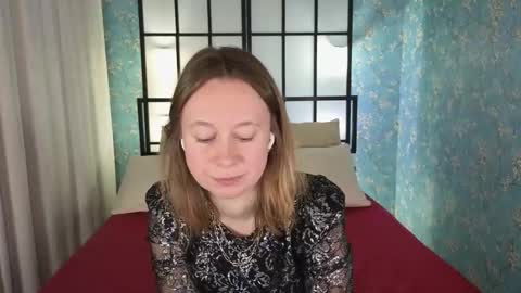 Snapshot of brooke_evans_ chatting on 11-04-25, 09:03 Brooke online show from 11-04-25, 09:03