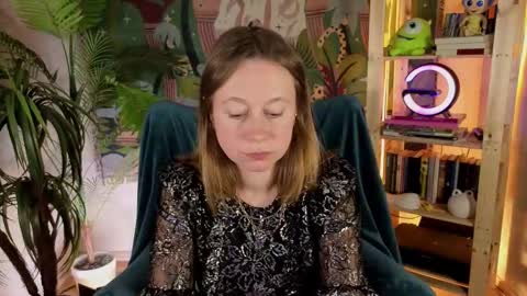 Brooke online show from 11-05-25, 08:53