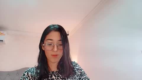Brook Loves online show from 03-04-25, 08:38