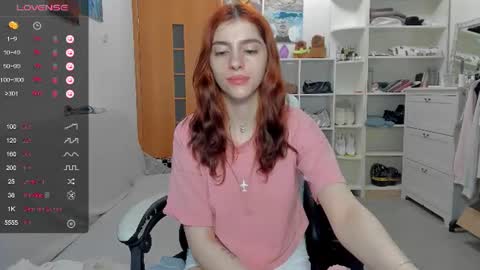 Snapshot of broosnica1 chatting on 06-25-26, 05:23 broosnica1 online show from 06-25-26, 05:23