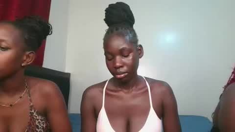 Snapshot of brown_sugar4 chatting on 05-13-26, 05:32 brown_sugar4 online show from 05-13-26, 05:32