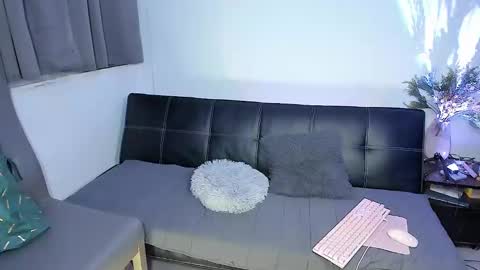 Snapshot of browngirl69 chatting on 03-09-25, 01:04 miss muller online show from 03-09-25, 01:04