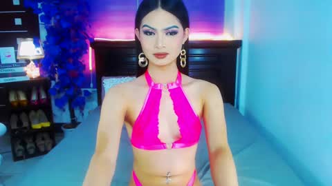 Snapshot of brownsausageroberta chatting on 12-18-24, 02:06 Roberta GODDESS OF PLEASURE AND SEXUALDESIRE online show from 12-18-24, 02:06