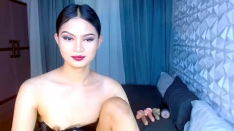 Snapshot of brownsausageroberta chatting on 02-02-25, 08:57 Roberta GODDESS OF PLEASURE AND SEXUALDESIRE online show from 02-02-25, 08:57