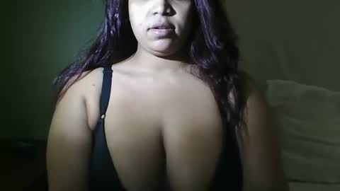 Snapshot of brownsugar0910 chatting on 10-12-25, 03:38 EtherealLilac online show from 10-12-25, 03:38