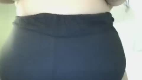 Snapshot of brownsugar0910 chatting on 11-10-25, 10:53 EtherealLilac online show from 11-10-25, 10:53