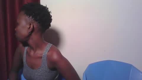 Tracy online show from 01-21-25, 02:43