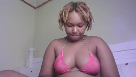 Tracy online show from 02-19-25, 03:39