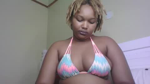 Tracy online show from 02-24-25, 05:54