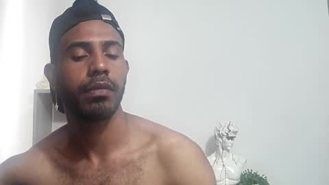 Snapshot of bruce_1111 chatting on 05-26-26, 02:02 bruce_1111 online show from 05-26-26, 02:02