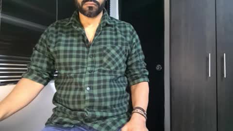 Snapshot of bruce_bigg chatting on 02-05-25, 10:51 Bruce online show from 02-05-25, 10:51