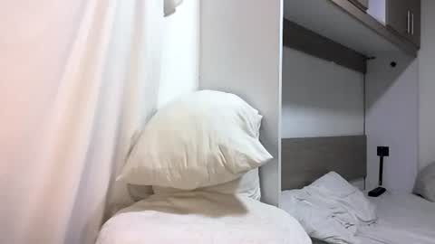 Snapshot of bruce_bigg chatting on 03-03-25, 02:15 Bruce online show from 03-03-25, 02:15