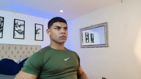 bruce_stroud online show from 09-17-25, 12:18