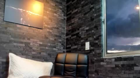 Snapshot of brucedallas chatting on 11-30-25, 10:58 brucedallas online show from 11-30-25, 10:58