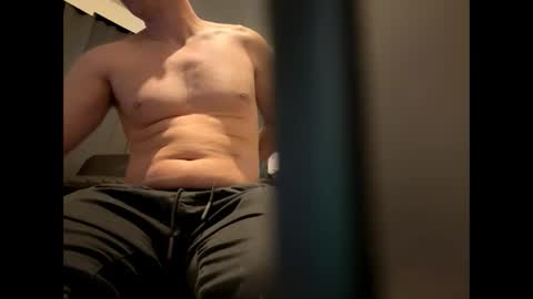 brucelogan80 online show from 10-31-25, 02:01