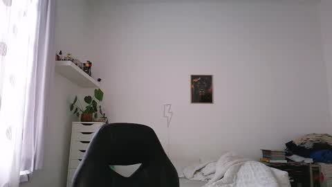 Bruce online show from 10-01-25, 04:02