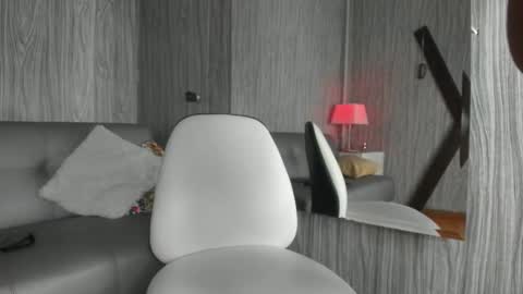 brucesmiith online show from 10-12-25, 09:36