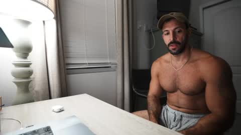 Snapshot of brucestryker chatting on 10-01-25, 02:50 onlyfans BRUCESTRYKER online show from 10-01-25, 02:50