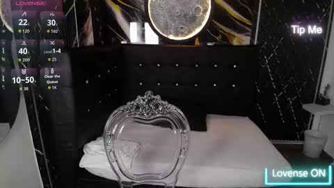 Bruja SCarlata online show from 10-22-25, 10:15