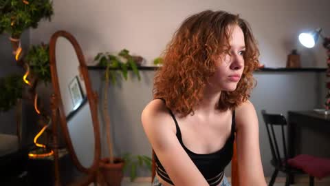 Tess online show from 05-08-26, 02:11