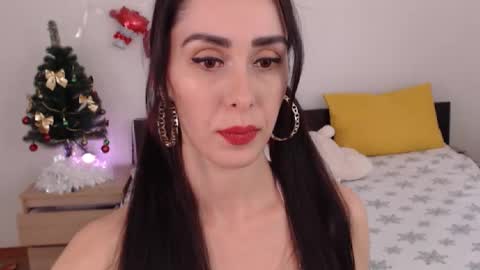 Ellis online show from 12-17-25, 08:20