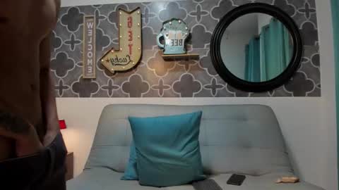 Snapshot of bruno_snow chatting on 02-19-26, 01:45 bruno_snow online show from 02-19-26, 01:45