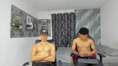 Snapshot of bruno_snow chatting on 03-12-26, 04:07 bruno_snow online show from 03-12-26, 04:07