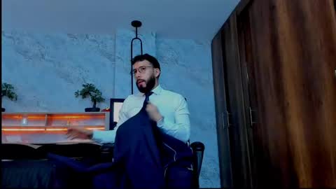 Snapshot of bruno_woods chatting on 03-04-25, 04:52 Andres Suarez online show from 03-04-25, 04:52