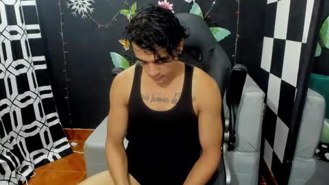 Snapshot of brunocuttie94 chatting on 03-01-25, 04:22 Join my fan club here 150 tokens a month online show from 03-01-25, 04:22