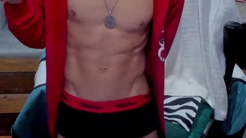 Snapshot of brunocuttie94 chatting on 06-13-26, 01:09 Join my fan club here 150 tokens a month online show from 06-13-26, 01:09