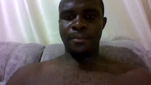 Snapshot of brusedarling chatting on 02-14-26, 05:43 brucedarling online show from 02-14-26, 05:43