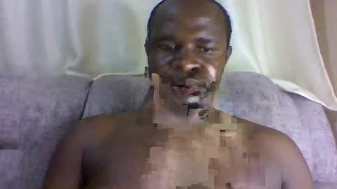 Snapshot of brusedarling chatting on 03-08-26, 01:47 brucedarling online show from 03-08-26, 01:47