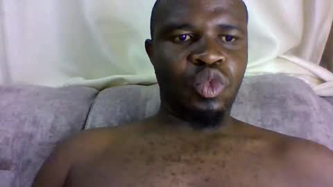 Snapshot of brusedarling chatting on 03-23-26, 03:32 brucedarling online show from 03-23-26, 03:32