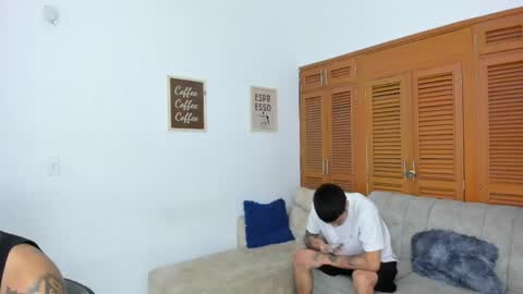 brutal_sex_room2k online show from 05-17-26, 01:51