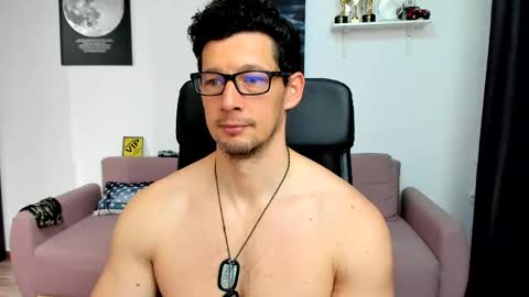 Snapshot of brutusk1 chatting on 05-09-26, 06:40 Brutus K online show from 05-09-26, 06:40