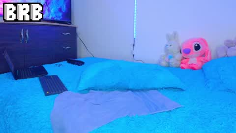 BRYAM INDEPENDENT MODEL online show from 01-05-25, 04:14