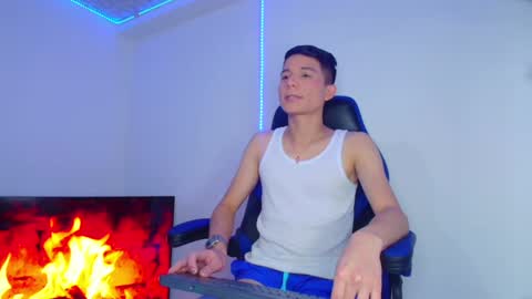 BRYAM INDEPENDENT MODEL online show from 01-29-25, 02:40