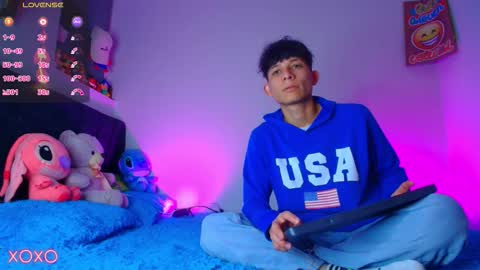 BRYAM INDEPENDENT MODEL online show from 12-20-25, 03:46