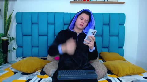 Snapshot of bryan_hotty chatting on 03-20-26, 10:20 Bryan online show from 03-20-26, 10:20