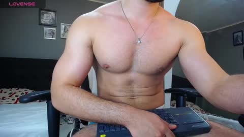 Snapshot of bryan_oficials chatting on 12-20-24, 06:08 bryan_oficials online show from 12-20-24, 06:08