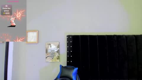 Snapshot of bryan_robayo5 chatting on 02-11-26, 11:15 Bryan online show from 02-11-26, 11:15