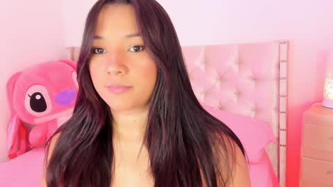 Snapshot of bryonny_ chatting on 12-03-24, 04:39 Carly online show from 12-03-24, 04:39
