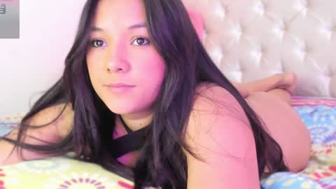 Snapshot of bryonny_ chatting on 12-07-24, 04:03 Carly online show from 12-07-24, 04:03
