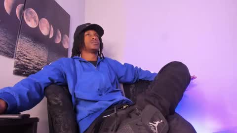 Bryxon  online show from 10-11-25, 04:05