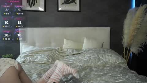 Sabrina  online show from 09-22-25, 04:36